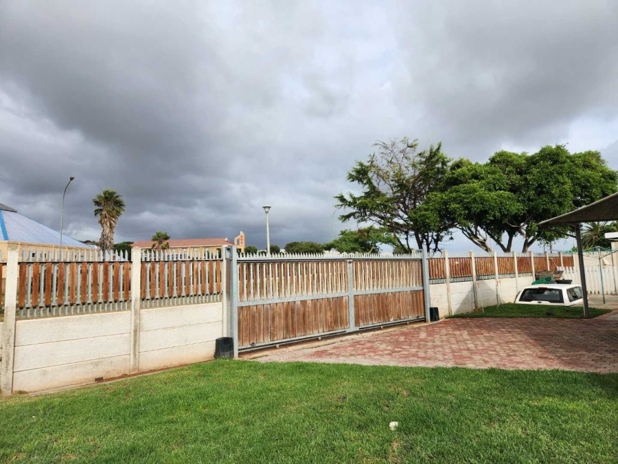 4 Bedroom Property for Sale in Hartenbos Central Western Cape